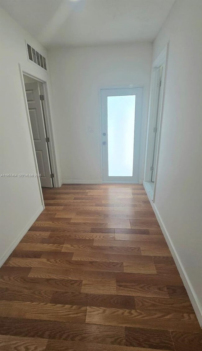 Building Photo - 19733 SW 119th Ct