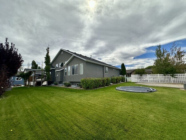 Building Photo - 6274 Copan Way