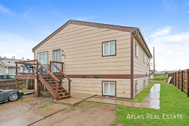 Building Photo - 4650 Vine St