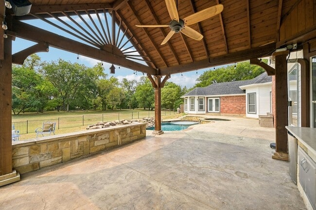 Building Photo - 1380 Meandro Ria Ln