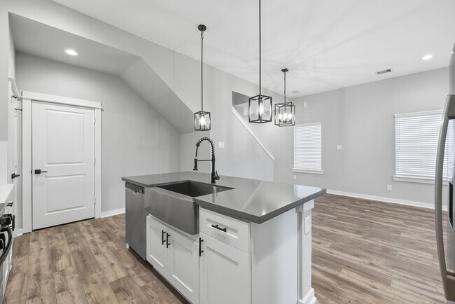 Building Photo - 411 Stonework Garden Ln