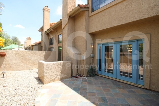 Building Photo - 7928 E Pepper Tree Ln