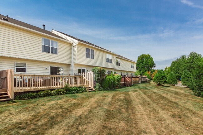 Building Photo - 902 Charleston Way Dr