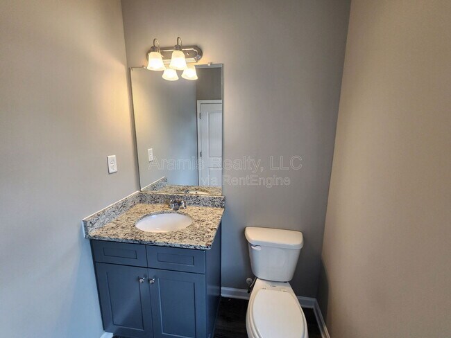 Building Photo - 255 Fieldcrest Dr