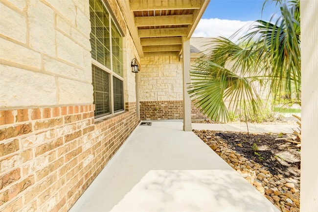 Building Photo - 15003 Telge Lake Trail