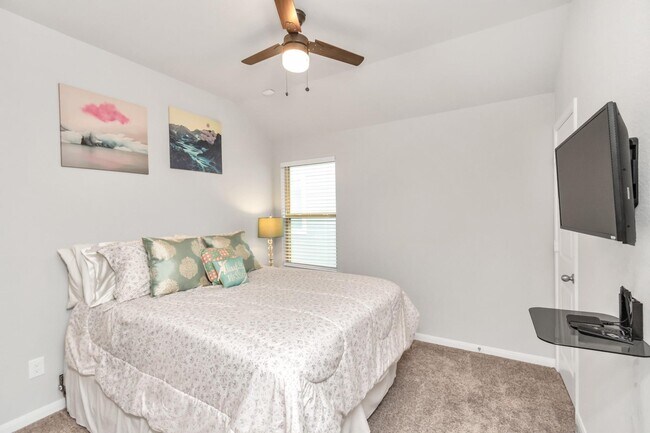 Building Photo - 6842 Scarlet Sagebrush St