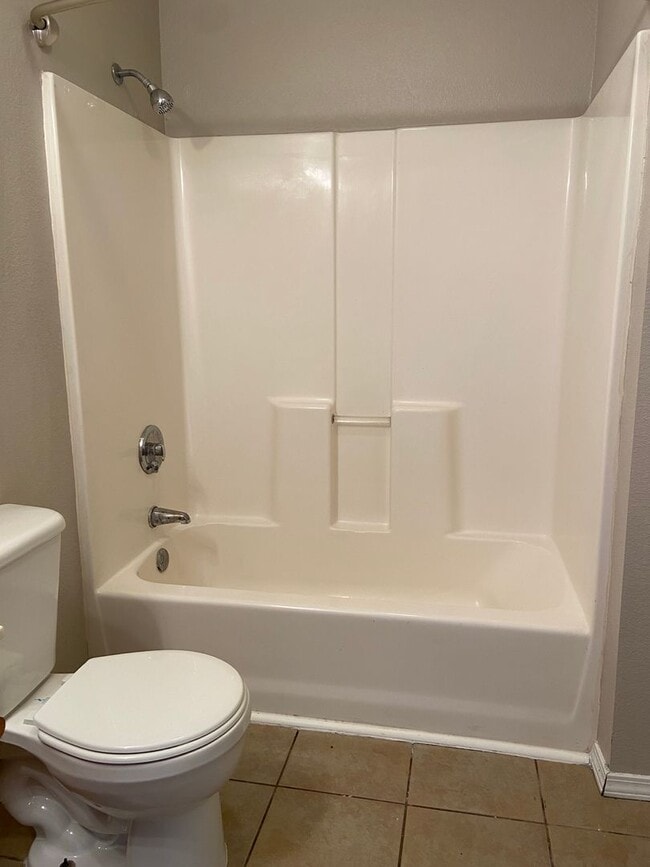 Building Photo - Apartment in Branson East, Kirbyville