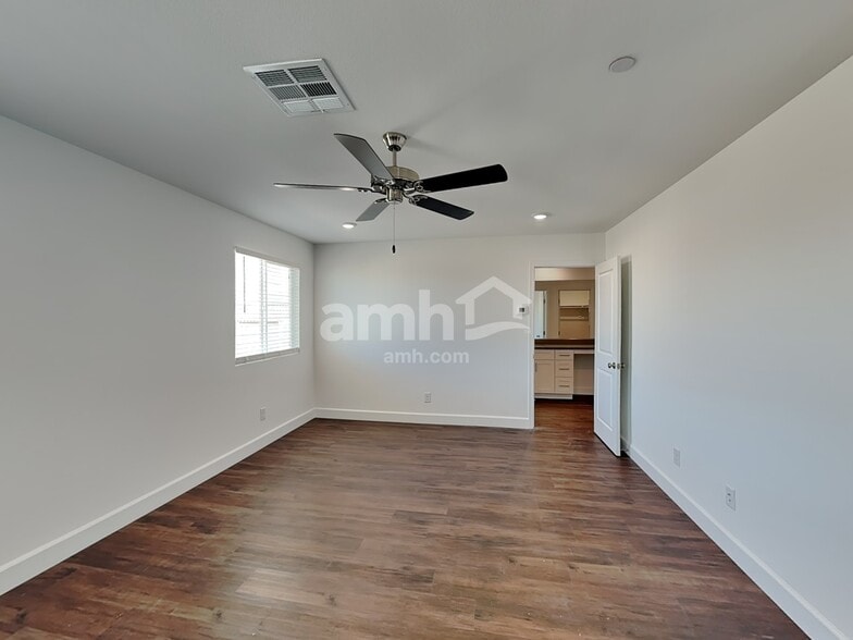 Building Photo - 124 Island Plumeria Ln