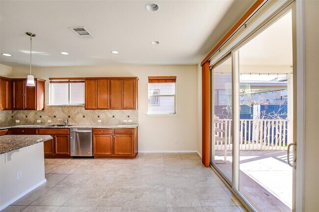 Building Photo - 3717 Dover Ferry Crossing