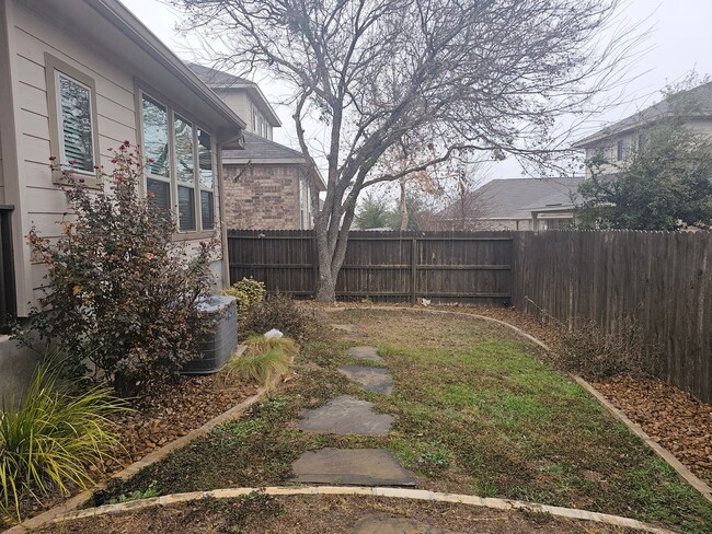 Building Photo - BEAUTIFUL HOUSE IN THE BRICEWOOD SUBDIVISION