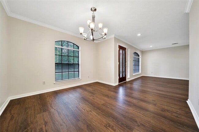 Building Photo - 3939 Fawn Creek Dr