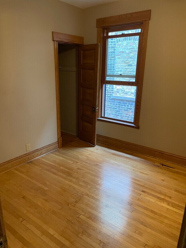 1st bedroom - 1211 W Newport Ave
