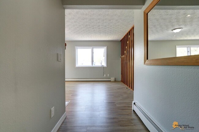 Building Photo - 4701 Grumman St