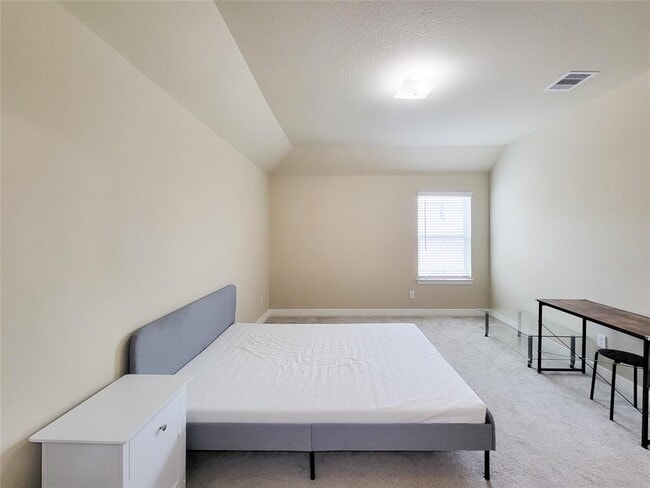 Building Photo - 3430 Hughes Mdw Wy