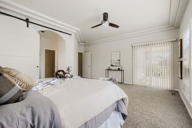 Building Photo - 9506 Hollydale Ct