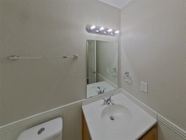 Building Photo - 736 Elizabeth Dr