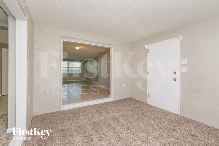 Building Photo - 8726 Cochise Ln