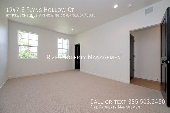 Building Photo - 1947 Flyns Hollow Ct