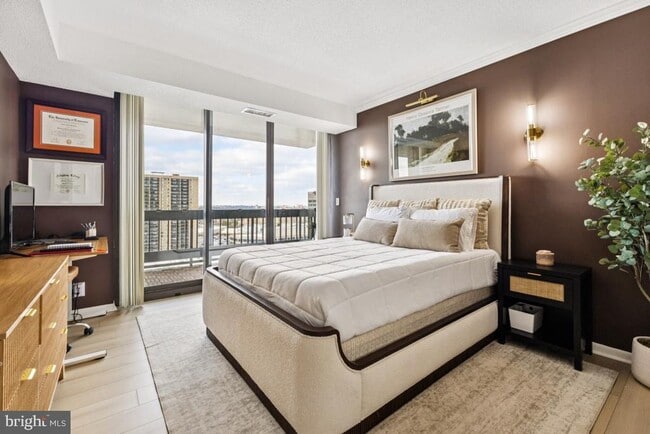 Building Photo - 5505 Seminary Rd