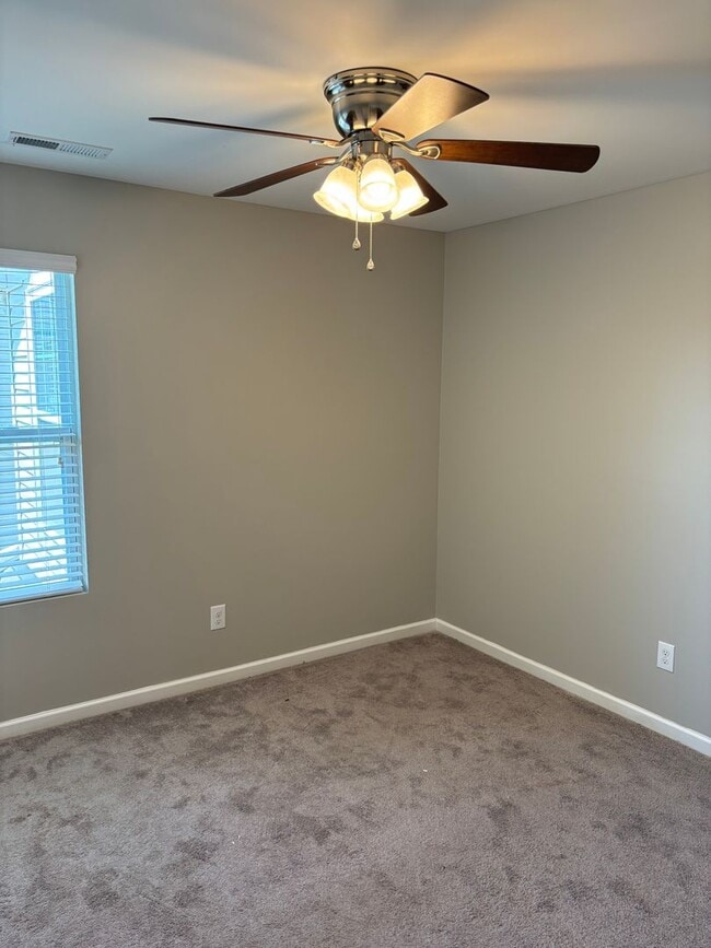 Building Photo - August Rent Free - Elegant, Modern Home in...