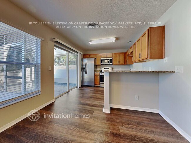 Building Photo - 324 Summer Sails Dr