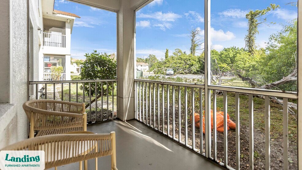 Building Photo - 3695 Island Club Dr