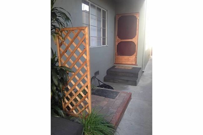 Building Photo - 111 Bennett Ave