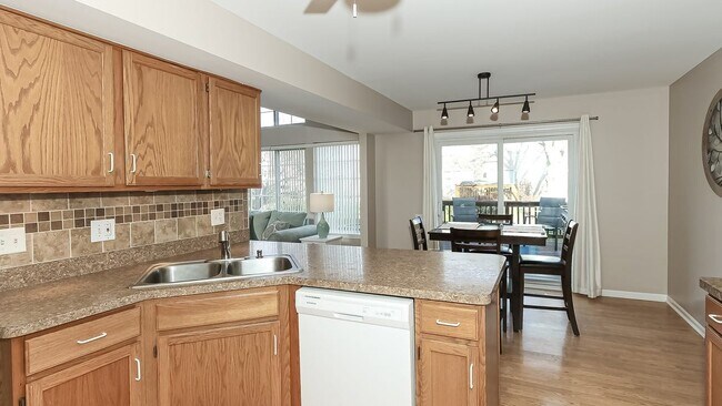 Building Photo - 1272 Silk Oak Ln