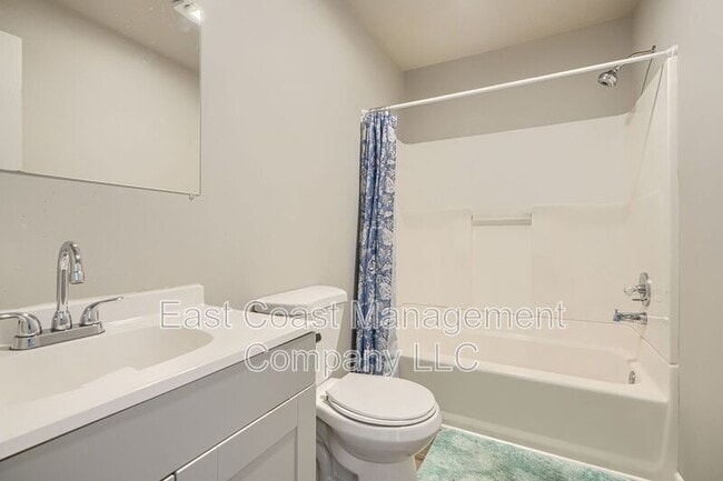 Building Photo - 2308 Jefferson St