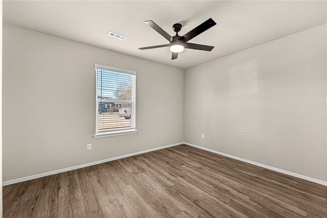 Building Photo - 990 Morningside Dr