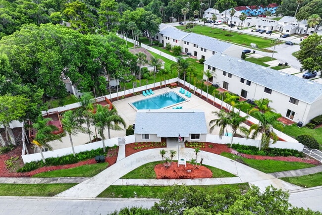 Building Photo - Southern Villas Apartments