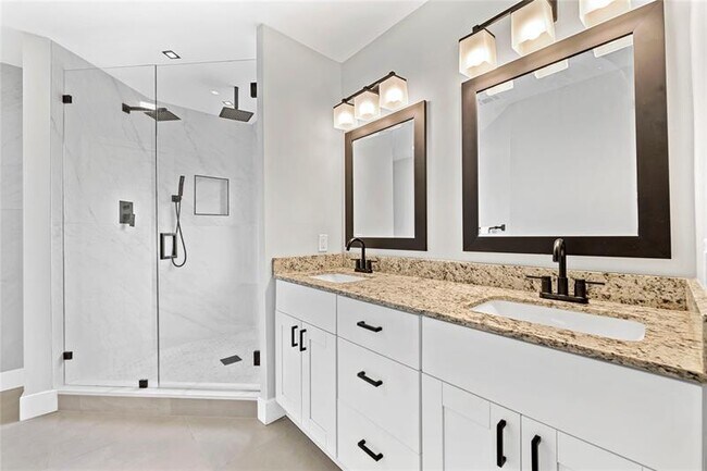 Building Photo - 7359 Cypress Dr