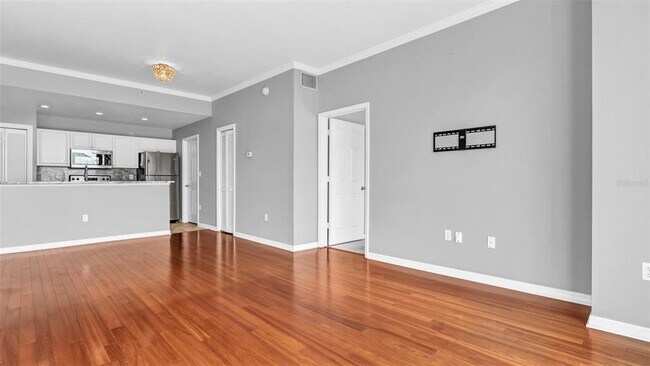 Building Photo - 700 S Harbour Island Blvd