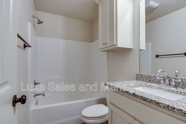 Building Photo - 437 Chalk Hill Ct