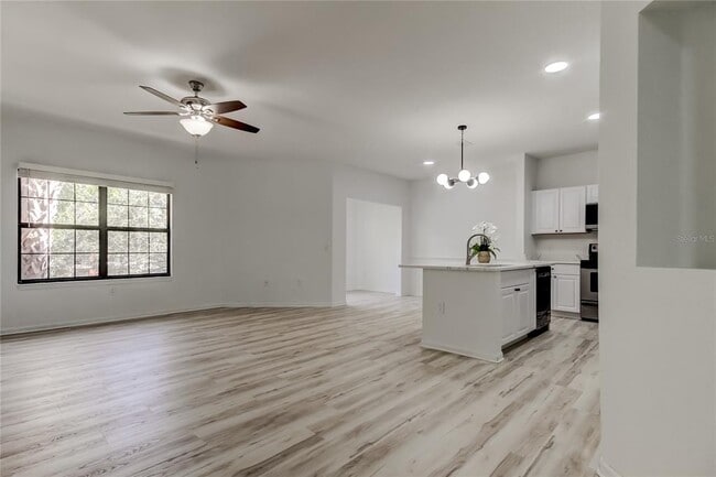 Building Photo - 2107 Portofino Pl