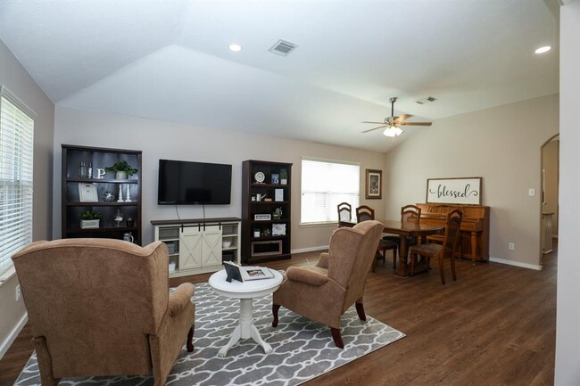 Building Photo - 18023 Melissa Springs Dr