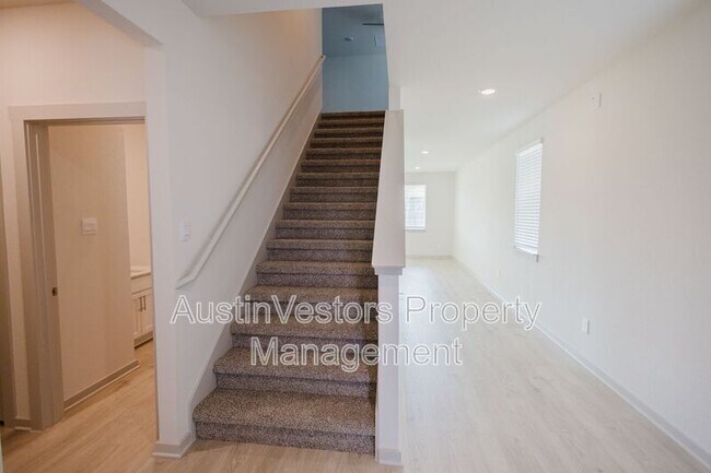 Building Photo - 413 Millbrook Blvd