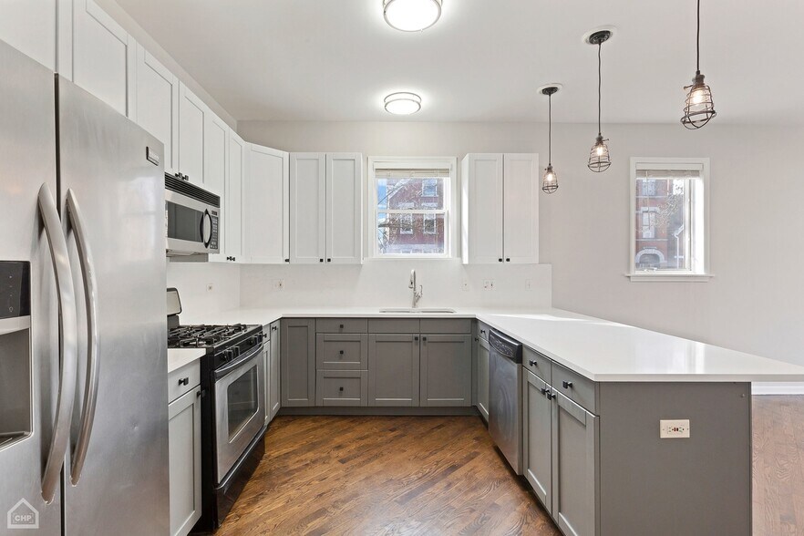 Building Photo - 2659 W Walton St