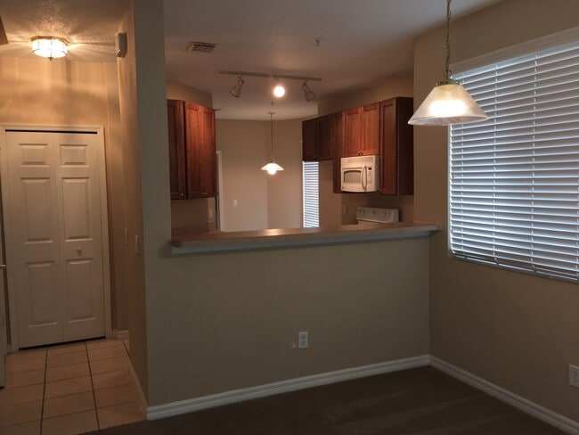 Building Photo - 10794RSD(100)