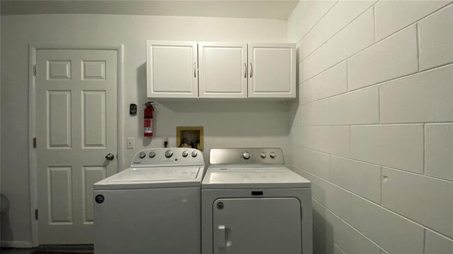 Building Photo - 1516 Crosswind Cir