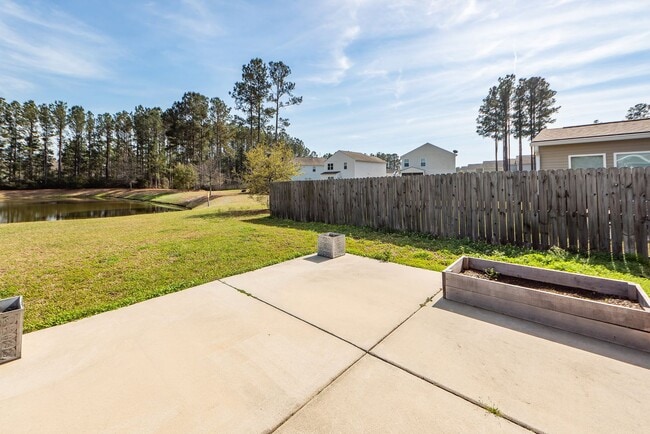 Building Photo - 5 Bedroom 3 Bath Home in Cane Bay Plantation - Summerville