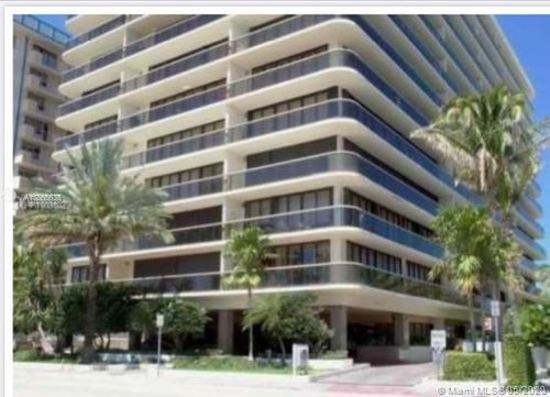 Primary Photo - 9455 Collins Ave