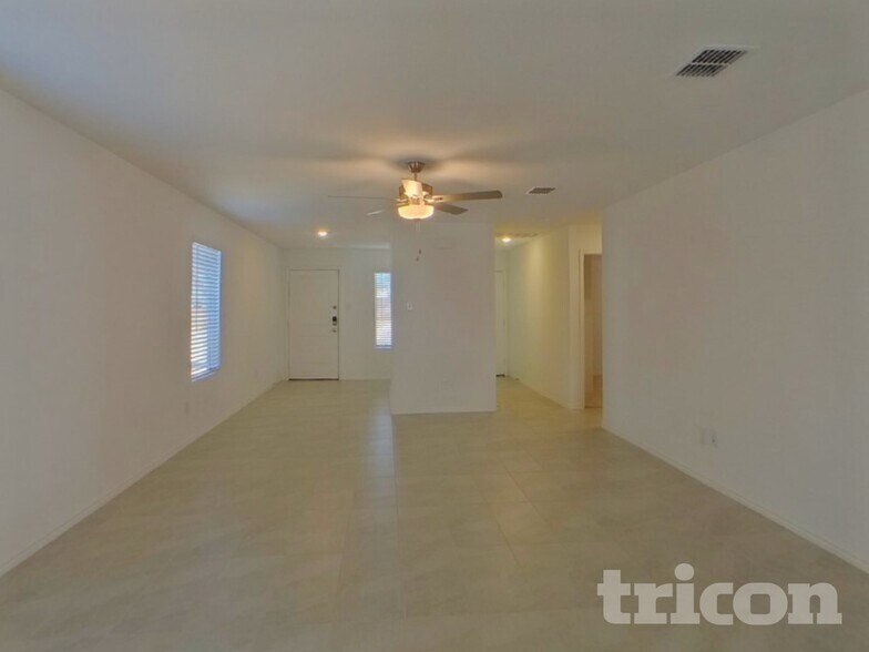 Building Photo - 3329 Turkey Trot Ln