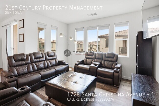 Building Photo - 1728 Santa Christina Ave