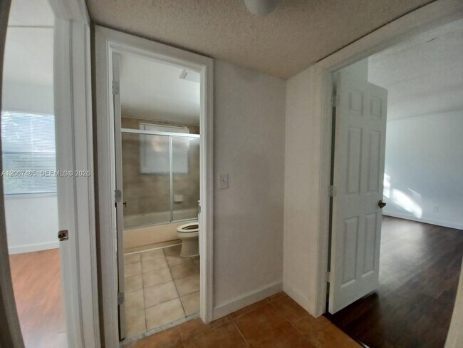 Building Photo - 11120 Royal Palm Blvd
