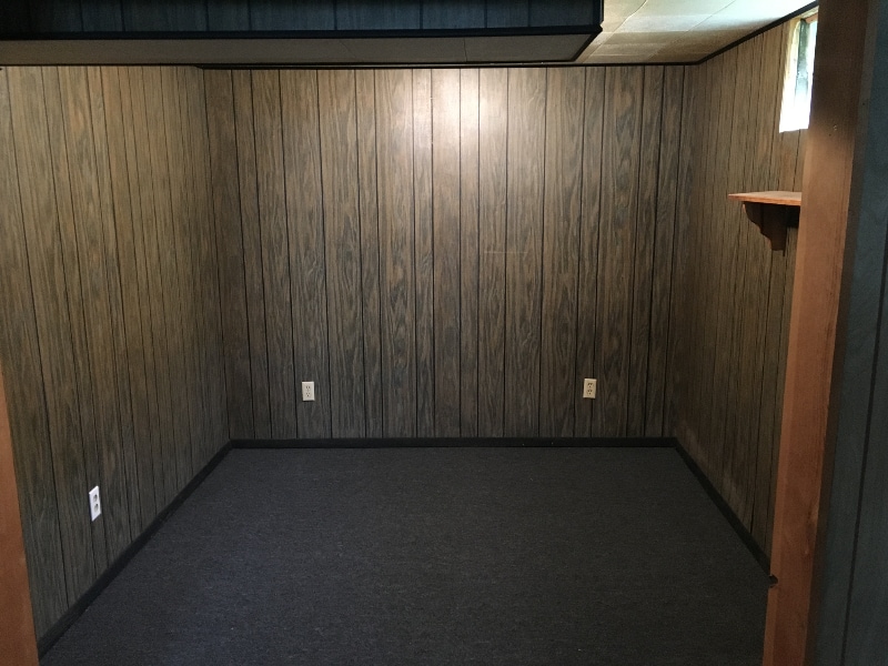 Building Photo - 1021 Valley Dr NW