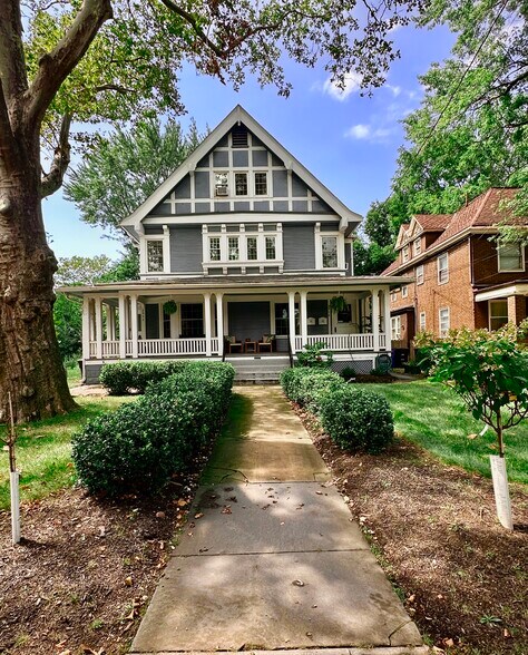 Primary Photo - 2950 W 14th St