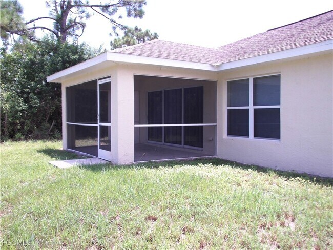 Building Photo - 1117 Venetia St