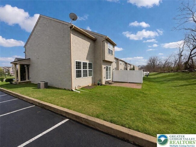 Building Photo - 5133 Dogwood Trail