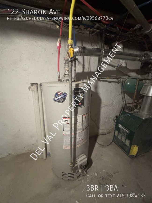 Building Photo - 122 Sharon Ave